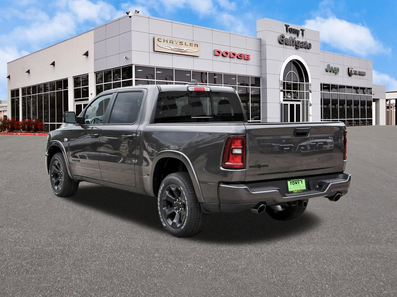 2026 RAM 1500 Big Horn/Lone Star Lone Star 4x2 Crew Cab 5'7" Box
