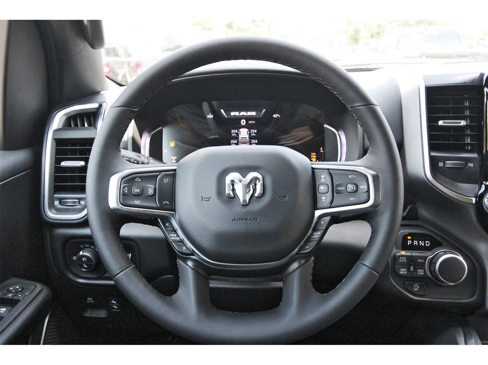 2026 RAM 1500 Big Horn/Lone Star Lone Star 4x4 Crew Cab 5'7" Box