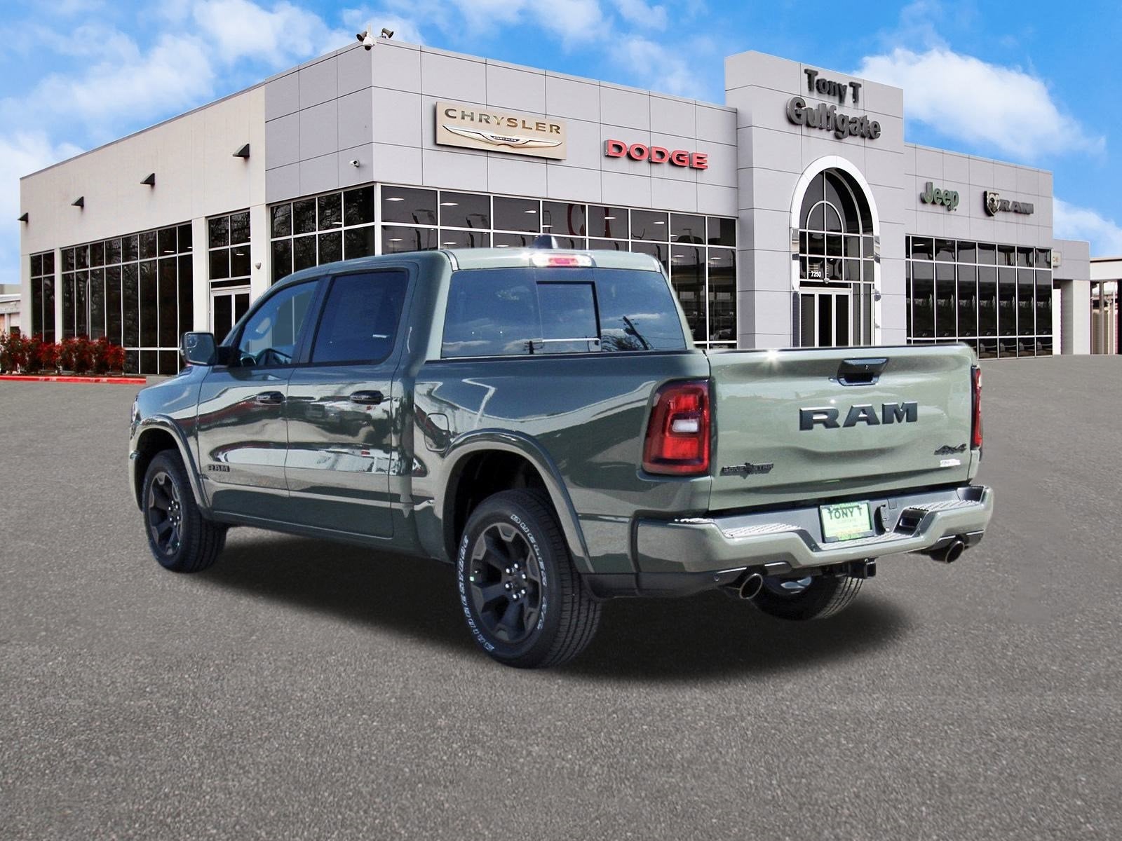 2026 RAM 1500 Big Horn/Lone Star Lone Star 4x4 Crew Cab 5'7" Box