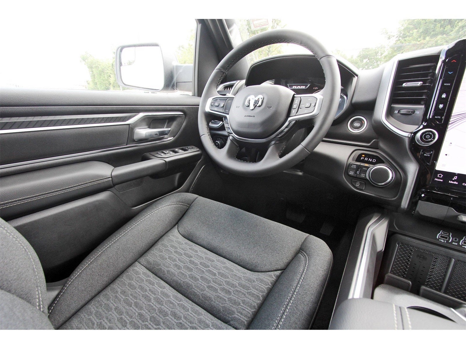 2026 RAM 1500 Big Horn/Lone Star Lone Star 4x4 Crew Cab 5'7" Box