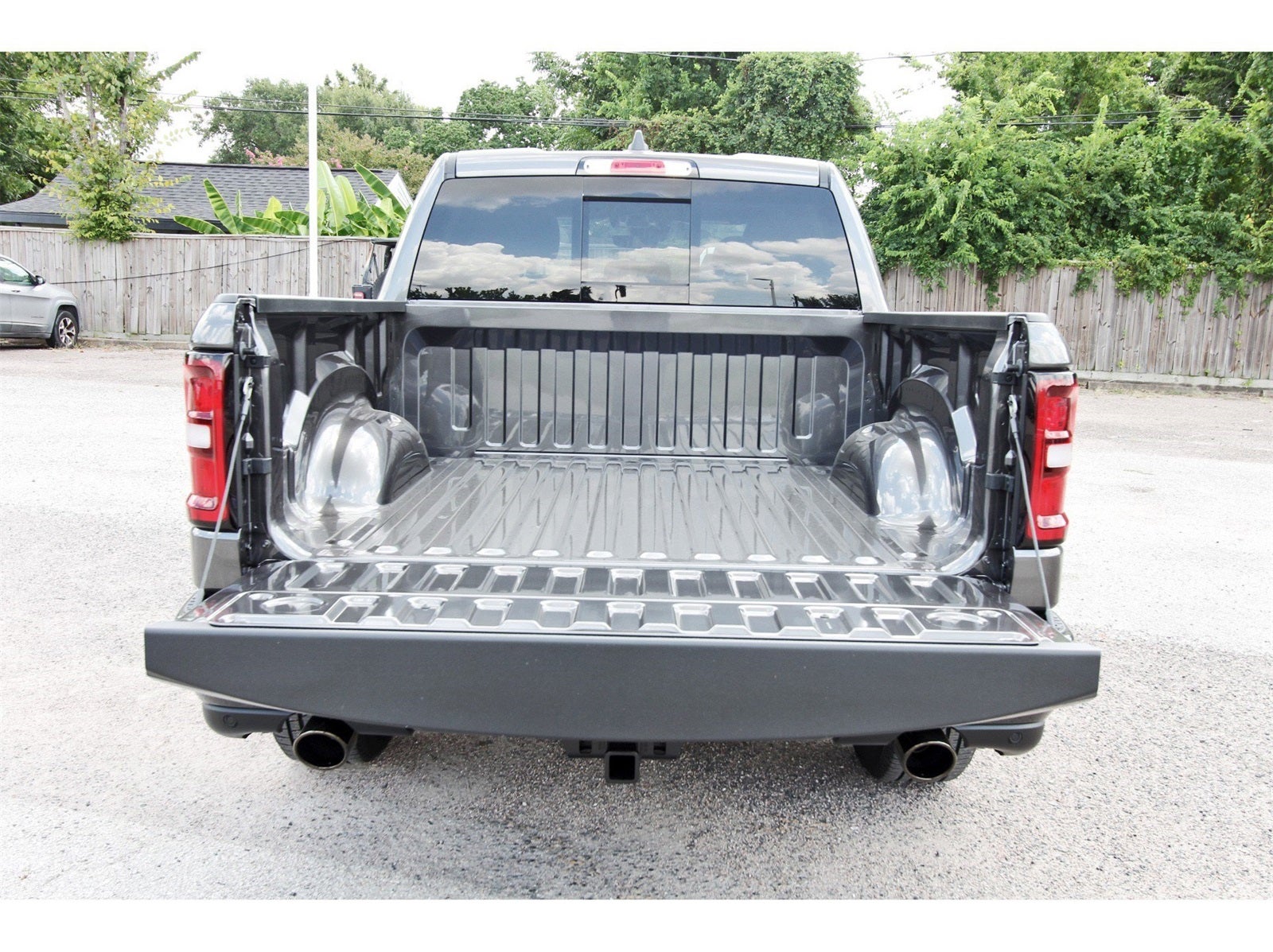 2026 RAM 1500 Big Horn/Lone Star Lone Star 4x4 Crew Cab 5'7" Box