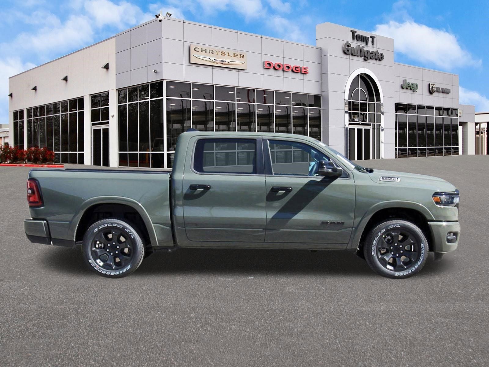 2026 RAM 1500 Big Horn/Lone Star Lone Star 4x4 Crew Cab 5'7" Box