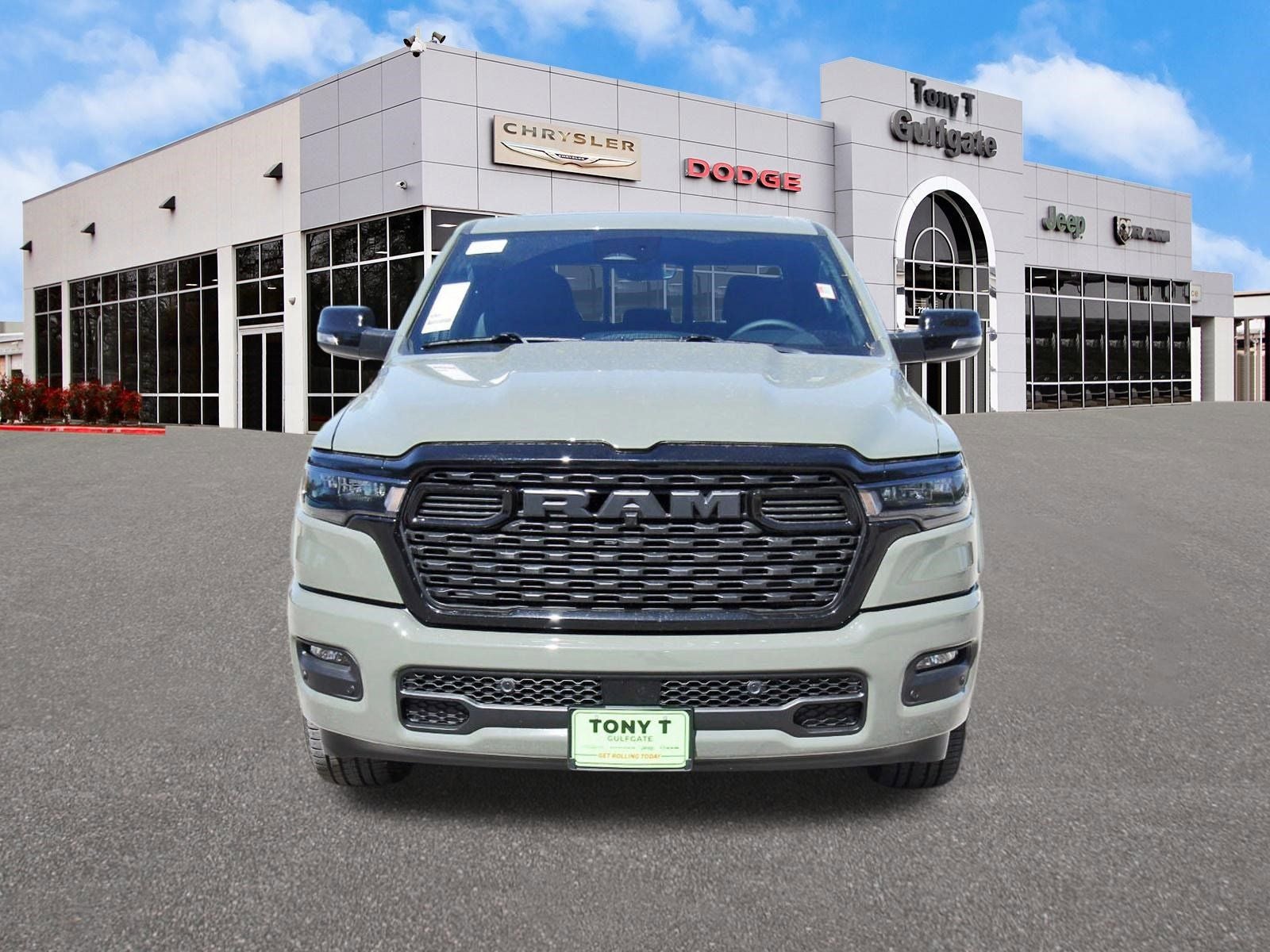 2026 RAM 1500 Big Horn/Lone Star Lone Star 4x4 Crew Cab 5'7" Box