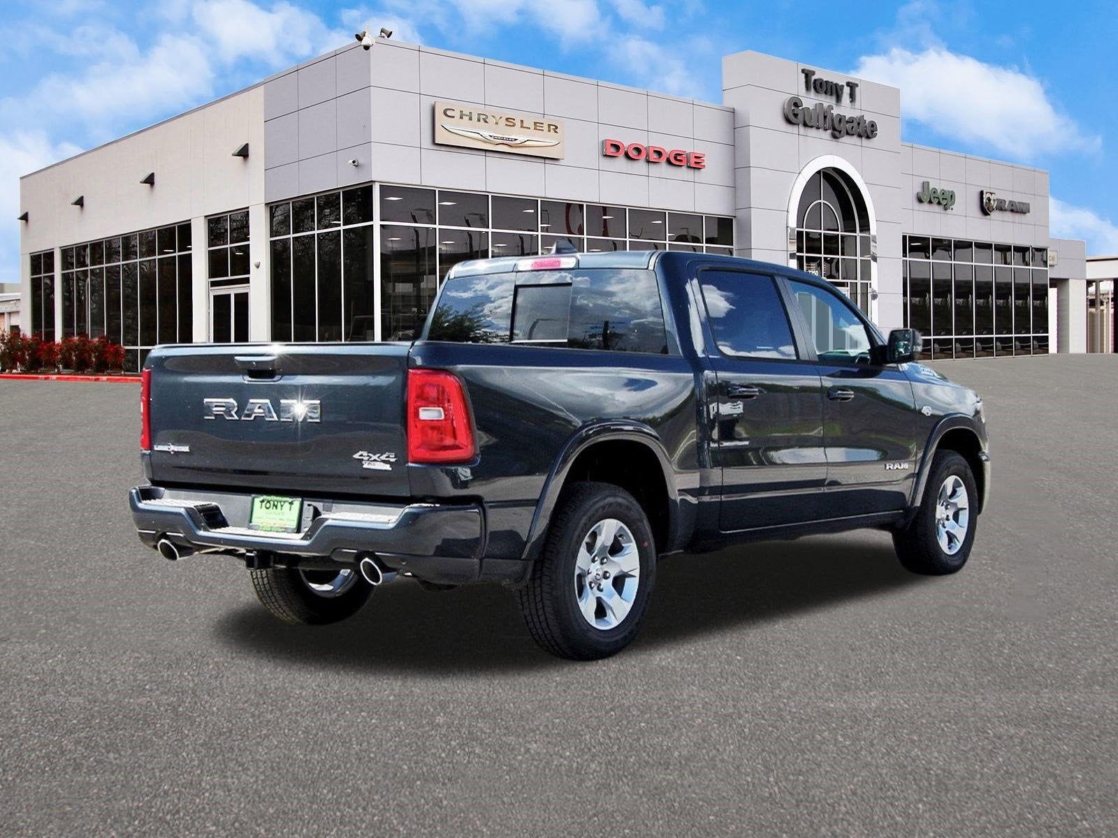 2026 RAM 1500 Big Horn/Lone Star Lone Star 4x4 Crew Cab 5'7" Box
