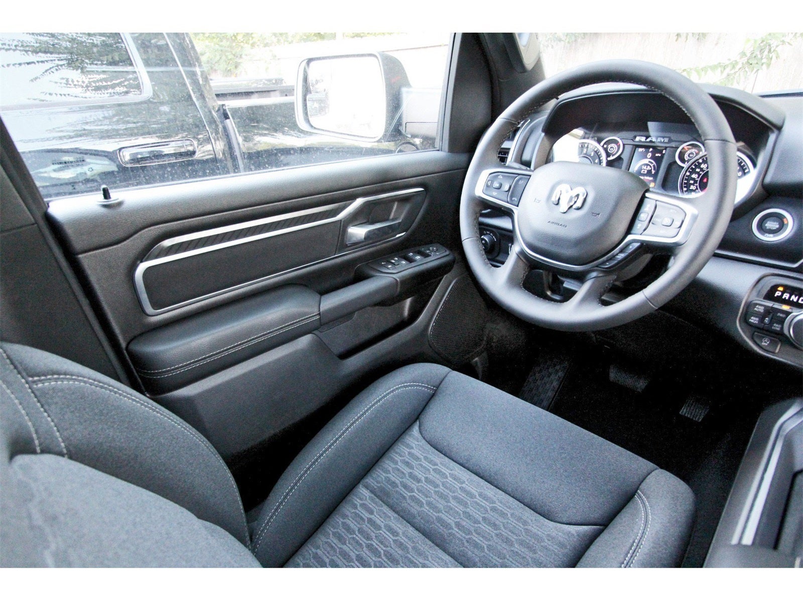 2026 RAM 1500 Big Horn/Lone Star Lone Star 4x4 Crew Cab 5'7" Box