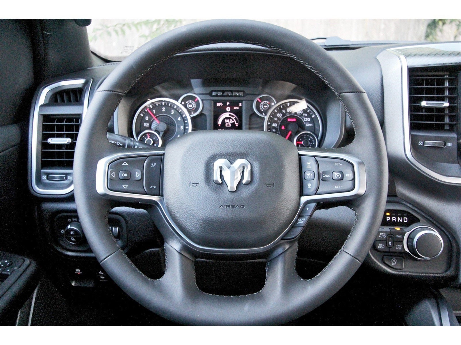 2026 RAM 1500 Big Horn/Lone Star Lone Star 4x4 Crew Cab 5'7" Box