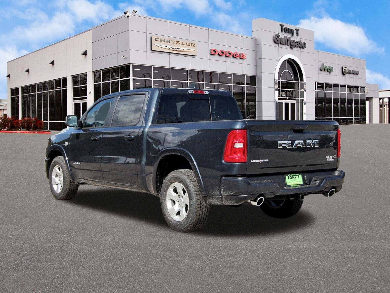 2026 RAM 1500 Big Horn/Lone Star Lone Star 4x4 Crew Cab 5'7" Box