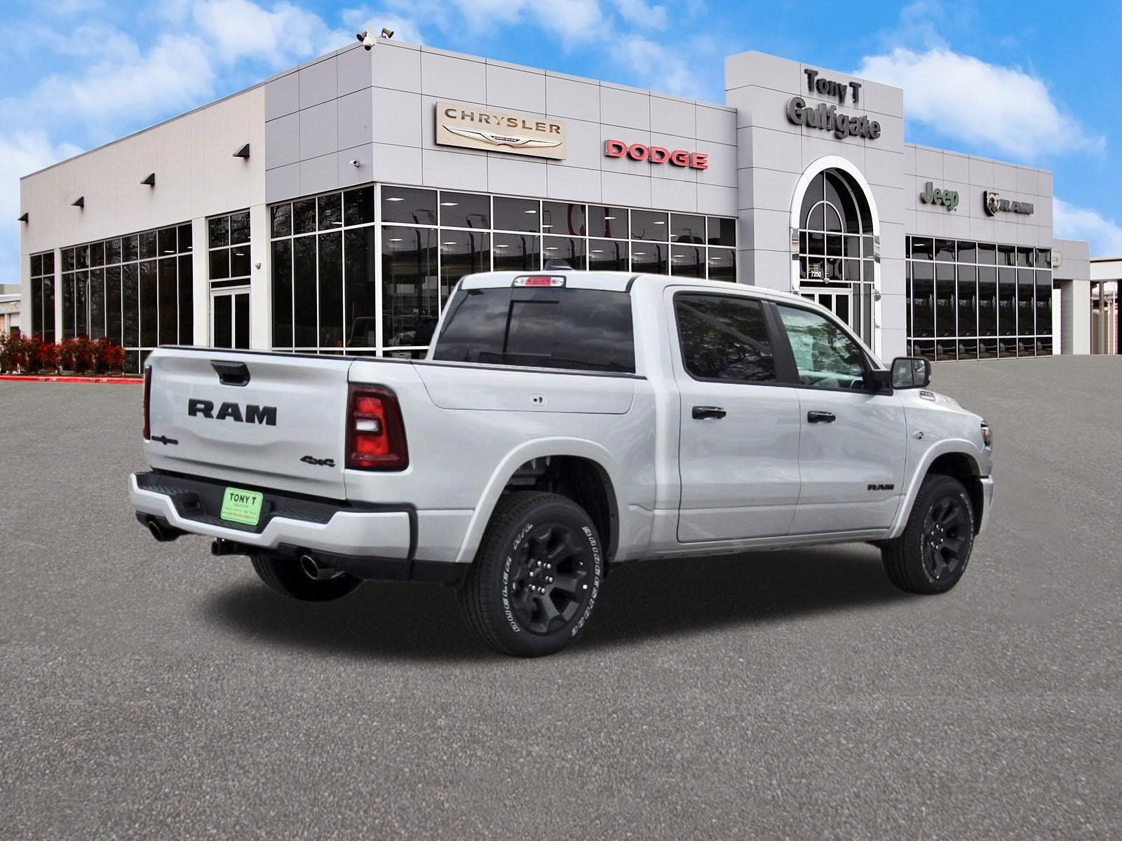 2026 RAM 1500 Big Horn/Lone Star Lone Star 4x4 Crew Cab 5'7" Box