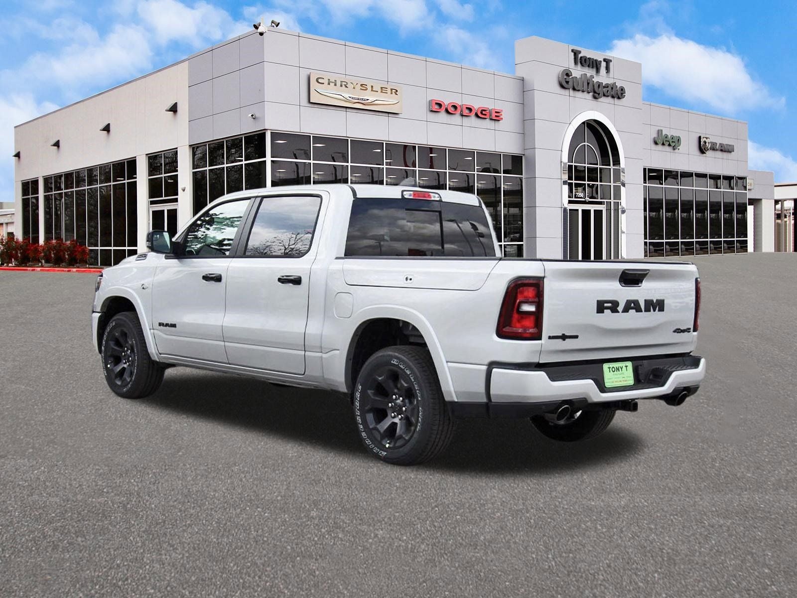 2026 RAM 1500 Big Horn/Lone Star Lone Star 4x4 Crew Cab 5'7" Box
