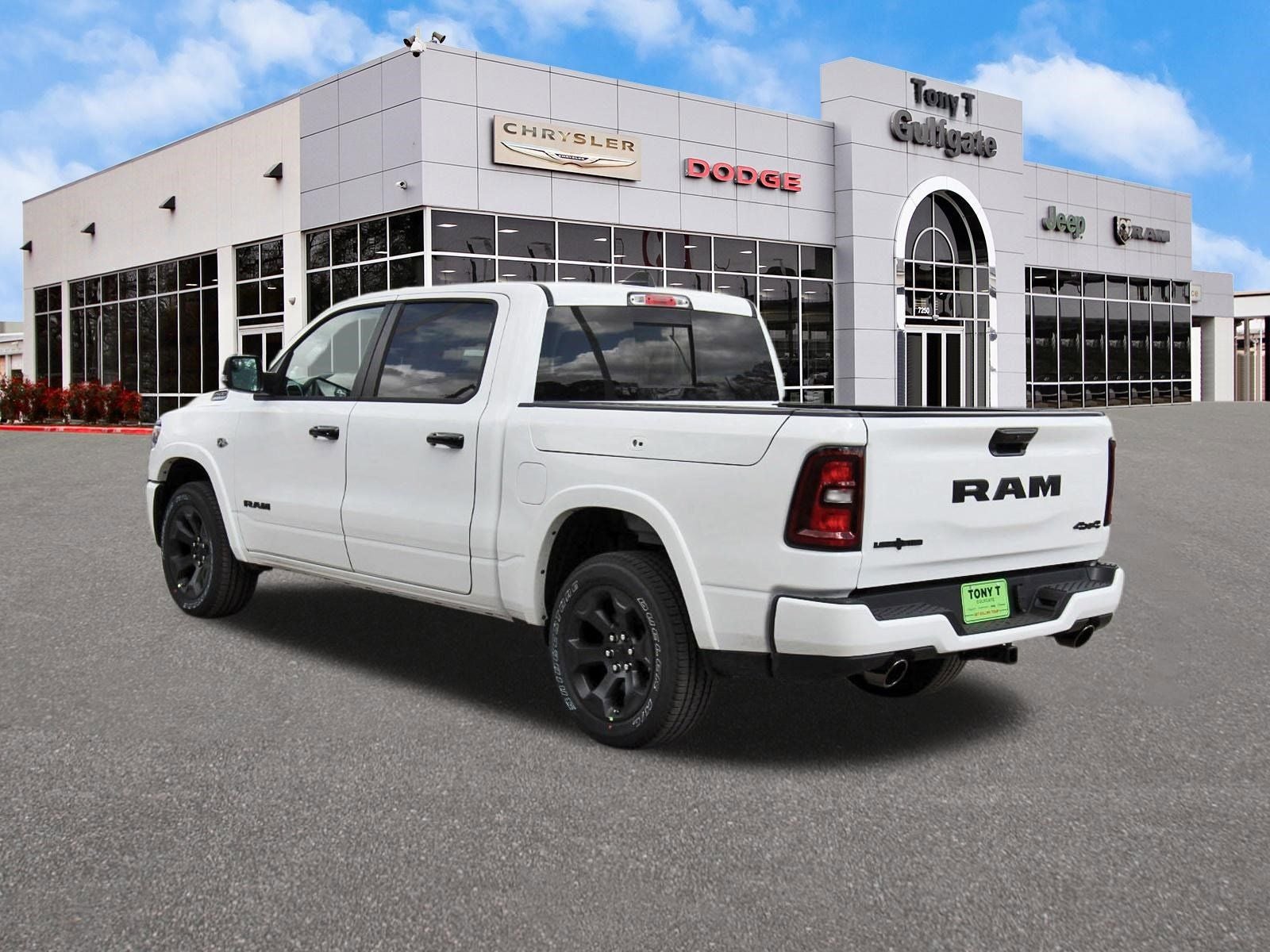 2026 RAM 1500 Big Horn/Lone Star Lone Star 4x4 Crew Cab 5'7" Box
