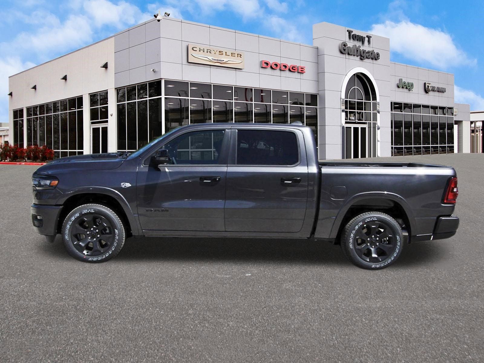 2026 RAM 1500 Big Horn/Lone Star Lone Star 4x4 Crew Cab 5'7" Box