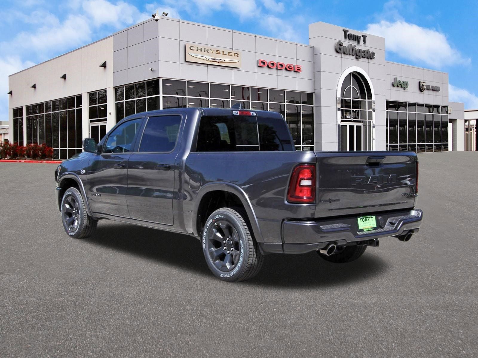 2026 RAM 1500 Big Horn/Lone Star Lone Star 4x4 Crew Cab 5'7" Box