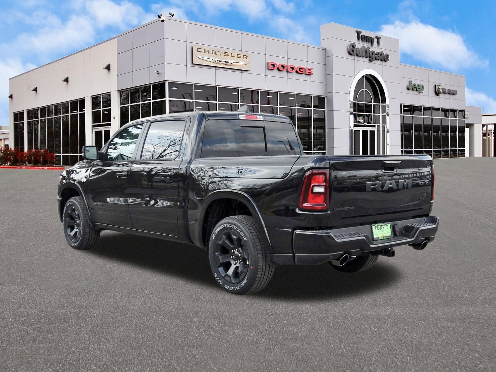 2026 RAM 1500 Big Horn/Lone Star Lone Star 4x4 Crew Cab 5'7" Box