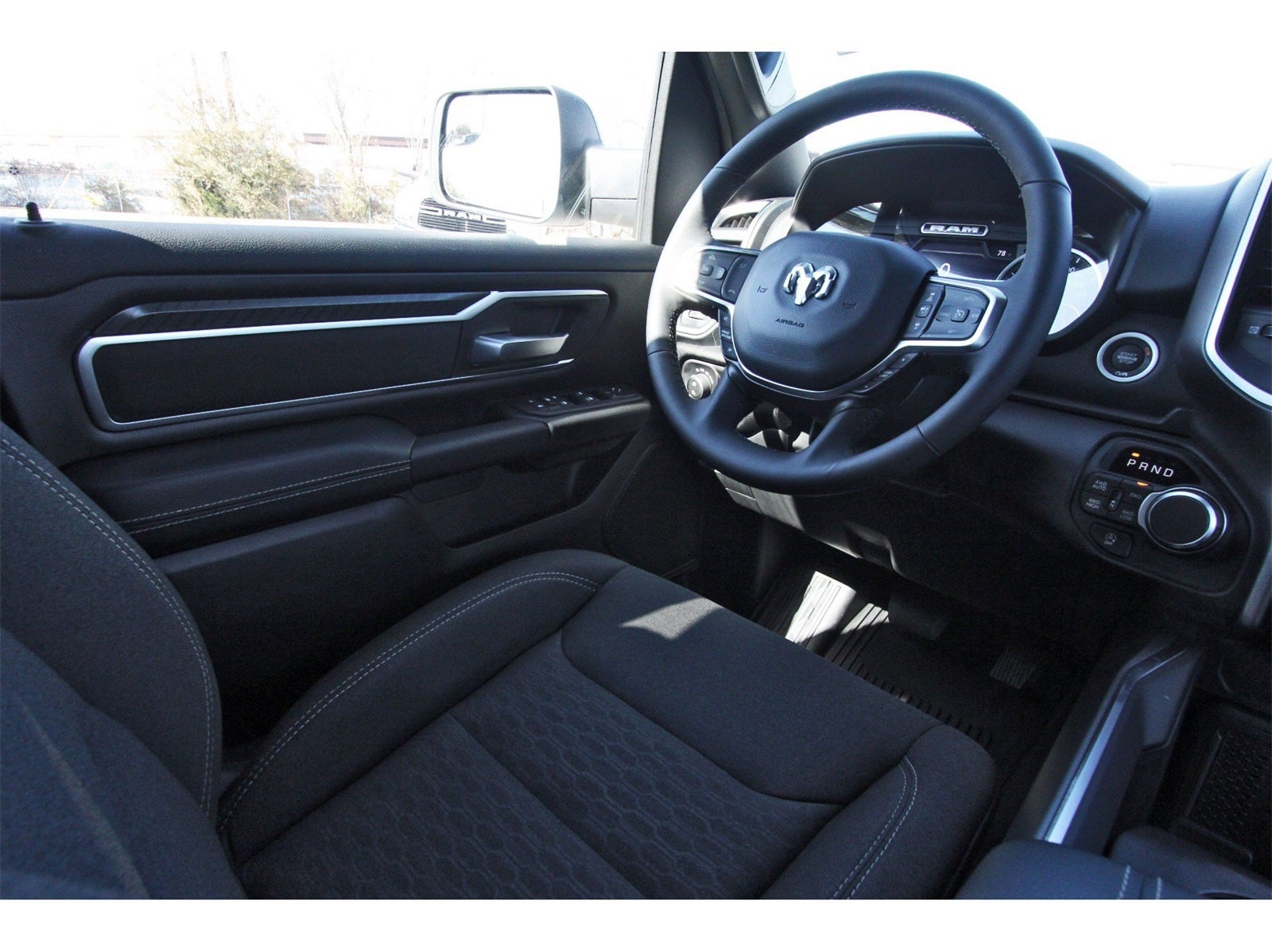 2026 RAM 1500 Big Horn/Lone Star Lone Star 4x4 Crew Cab 5'7" Box