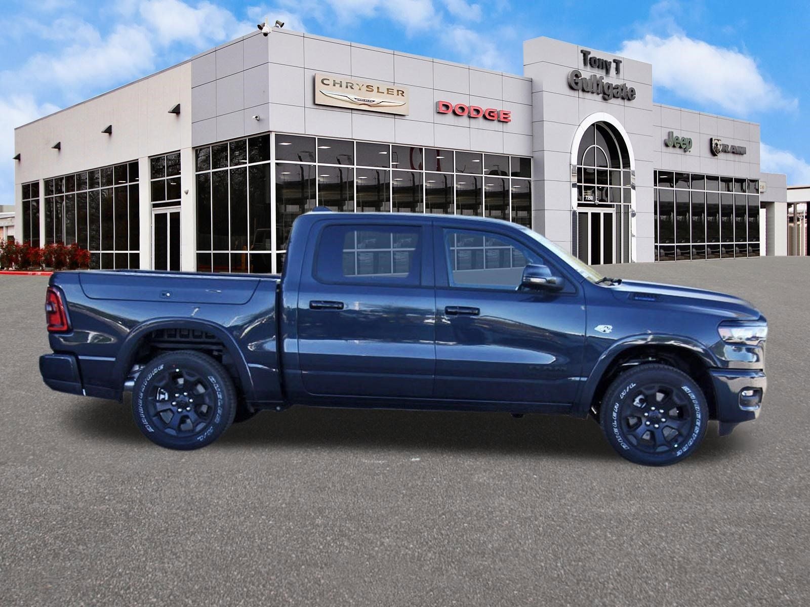 2026 RAM 1500 Big Horn/Lone Star Lone Star 4x4 Crew Cab 5'7" Box