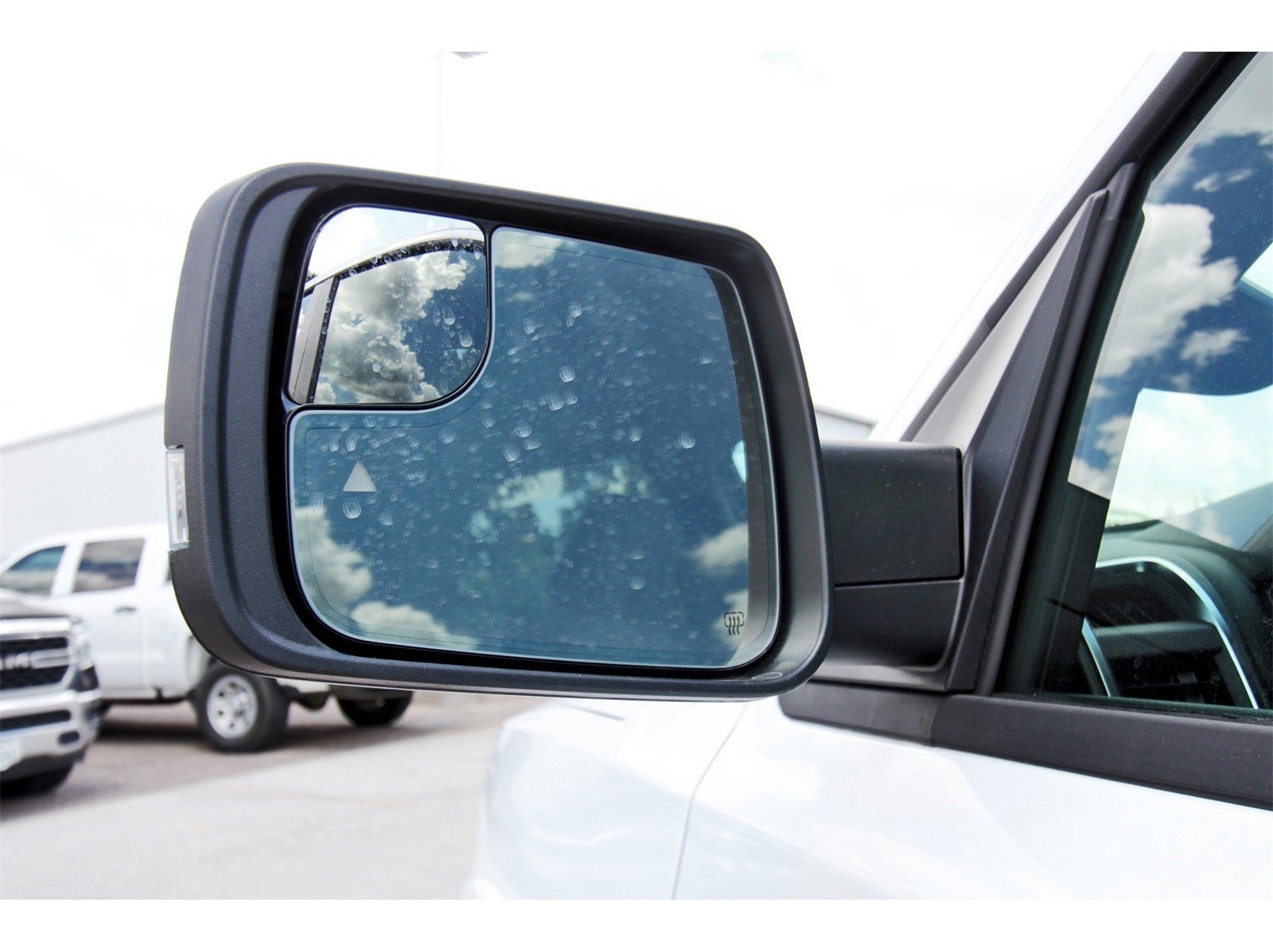 2026 RAM 1500 Big Horn/Lone Star Lone Star 4x4 Crew Cab 5'7" Box