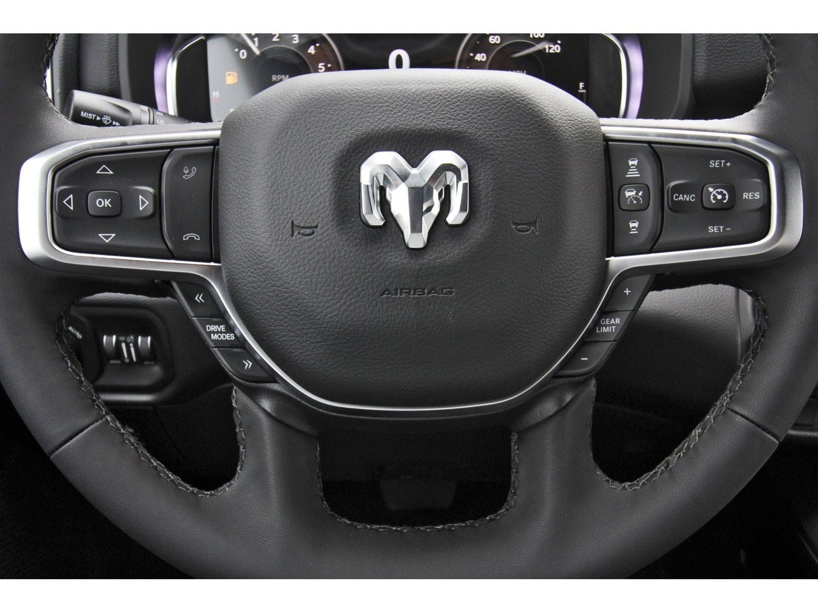 2026 RAM 1500 Big Horn/Lone Star Lone Star 4x4 Crew Cab 5'7" Box