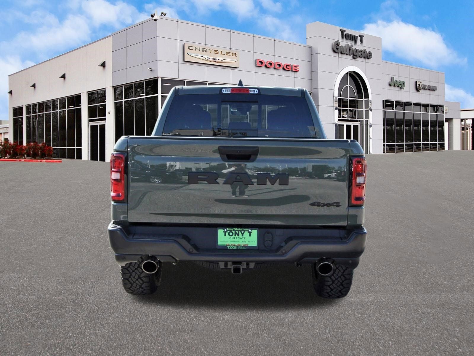 2026 RAM 1500 Warlock 4x4 Crew Cab 5'7" Box