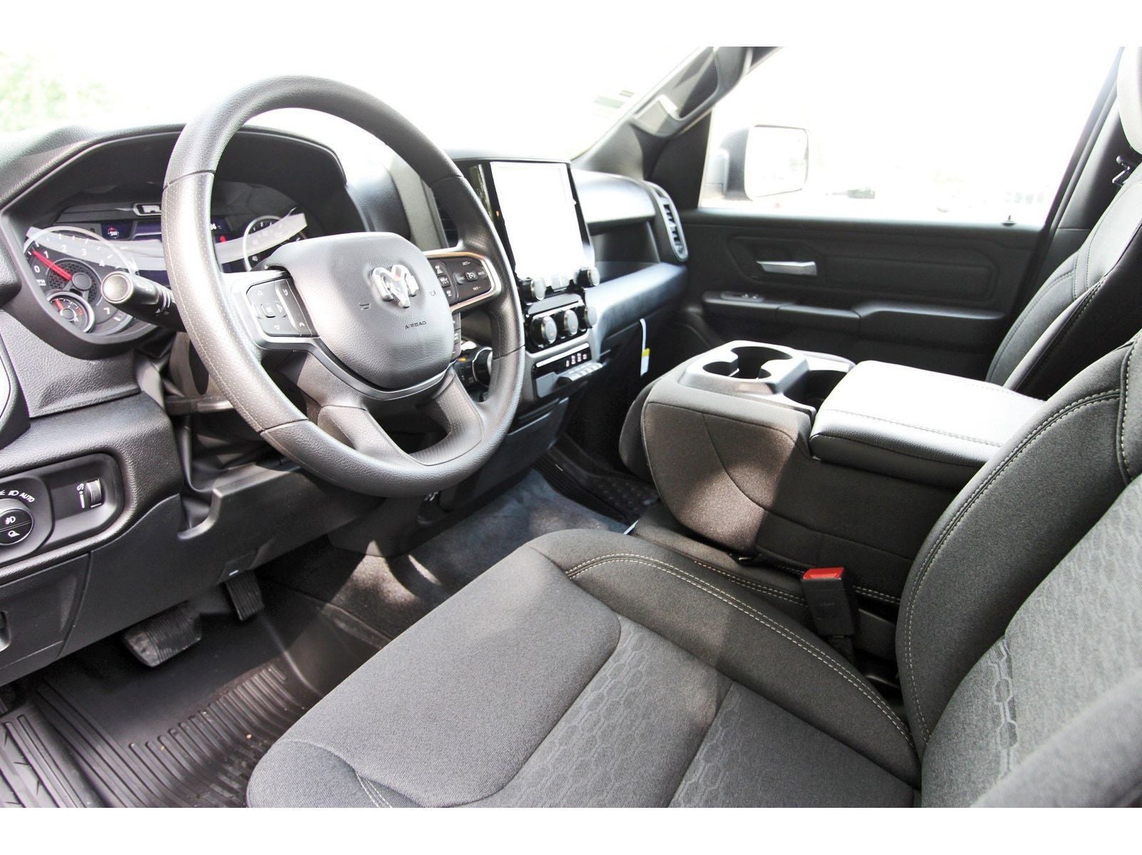 2026 RAM 1500 Warlock 4x4 Crew Cab 5'7" Box