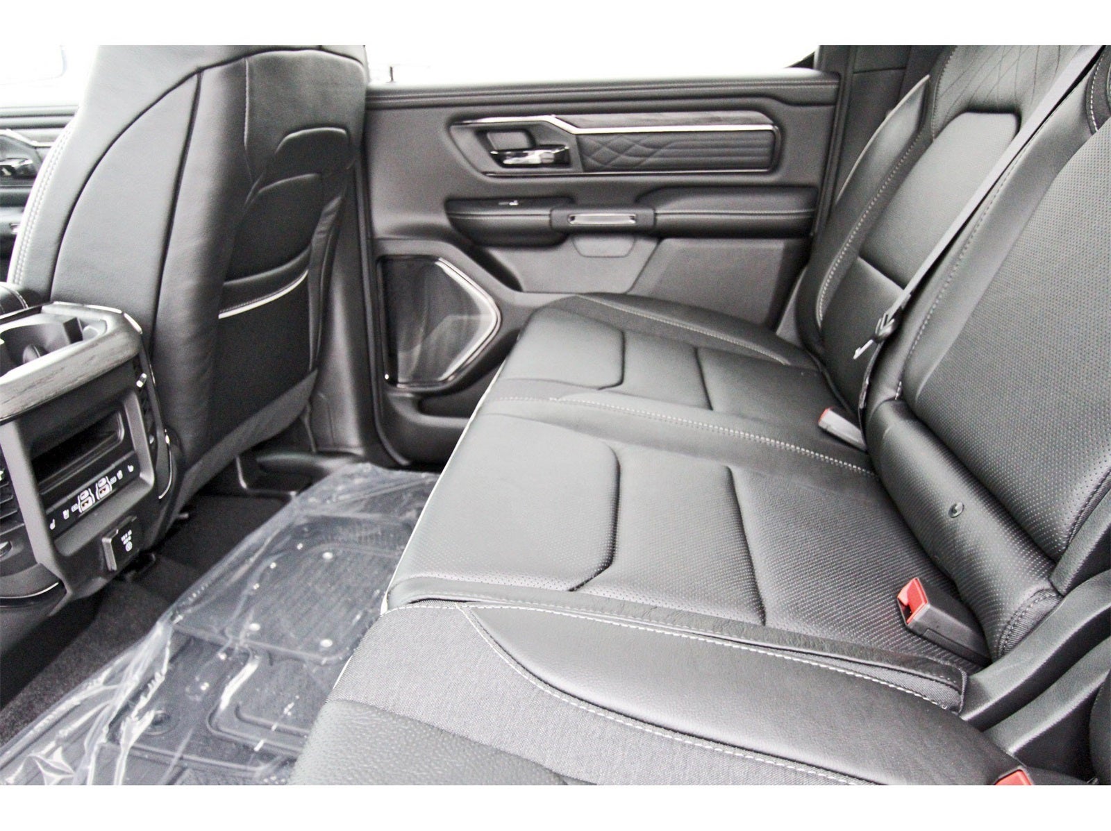 2026 RAM 1500 Limited 4x4 Crew Cab 5'7" Box