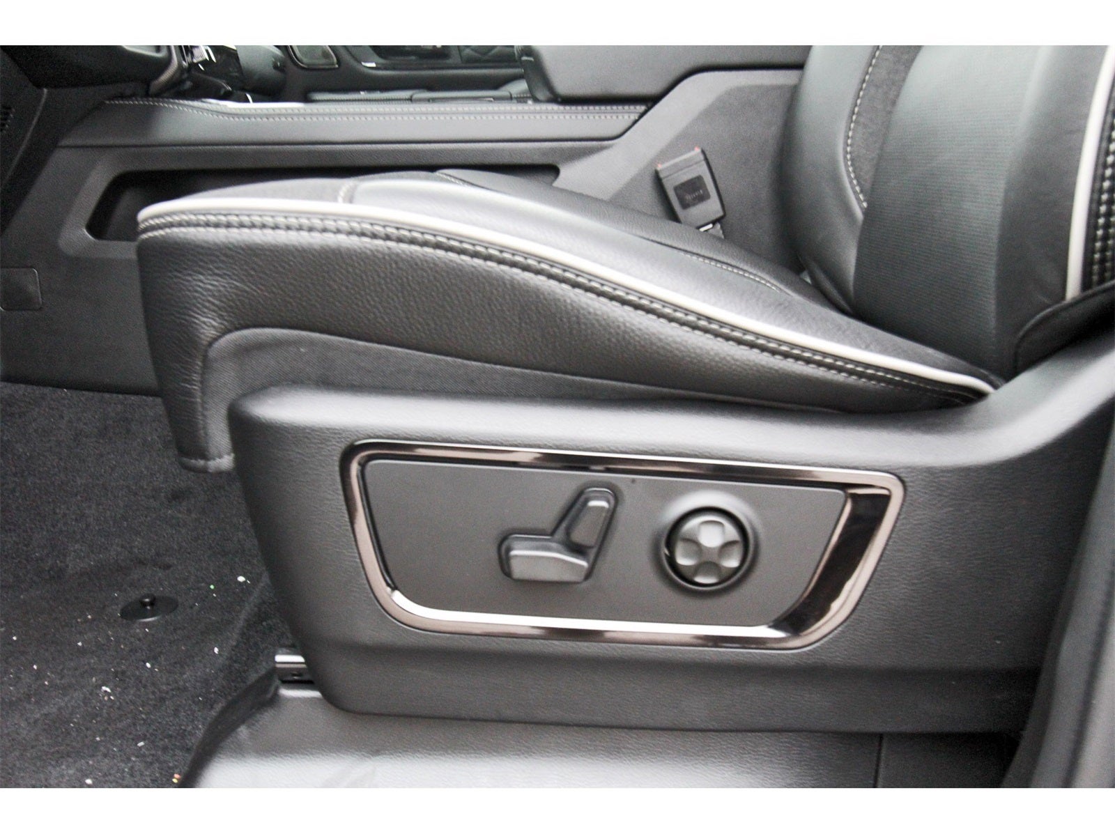 2026 RAM 1500 Limited 4x4 Crew Cab 5'7" Box