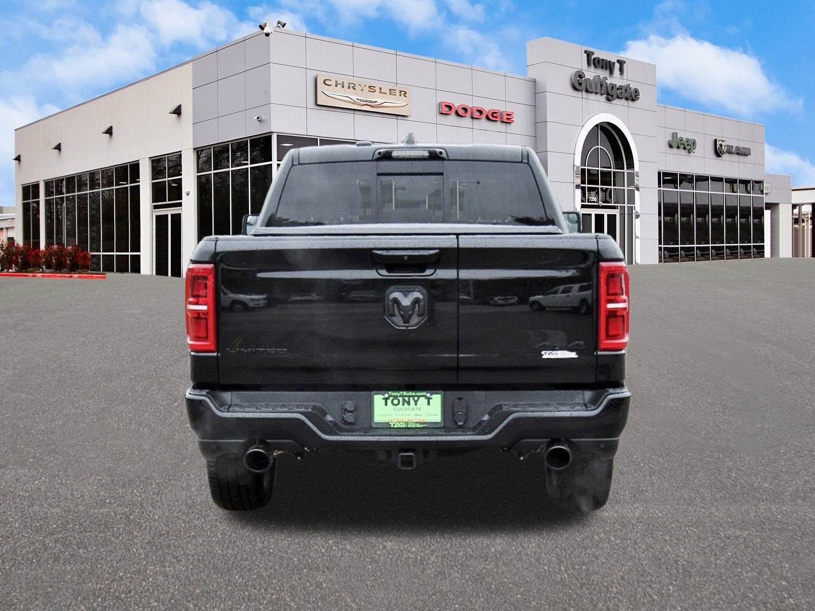 2026 RAM 1500 Limited 4x4 Crew Cab 5'7" Box