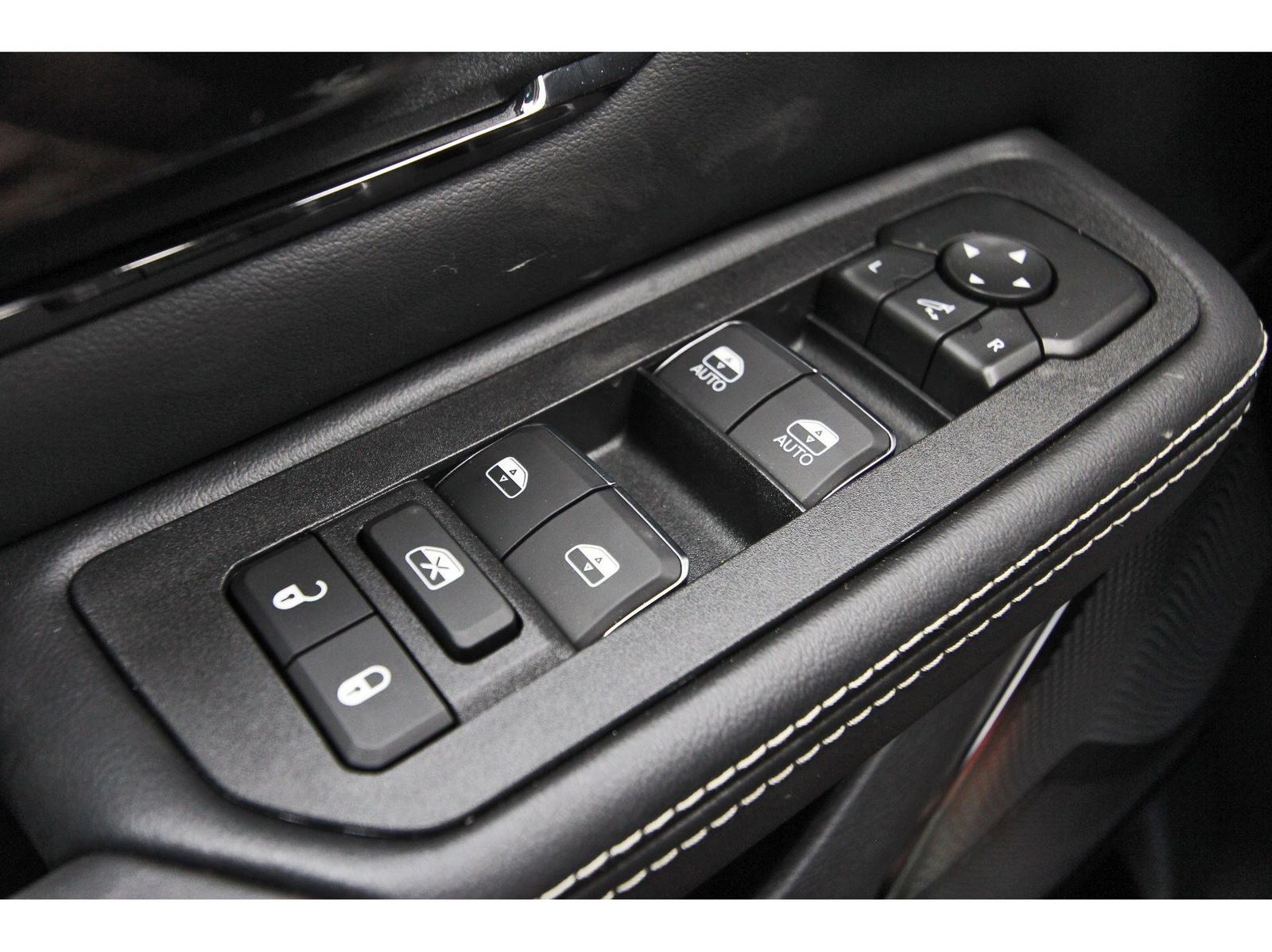 2026 RAM 1500 Limited 4x4 Crew Cab 5'7" Box