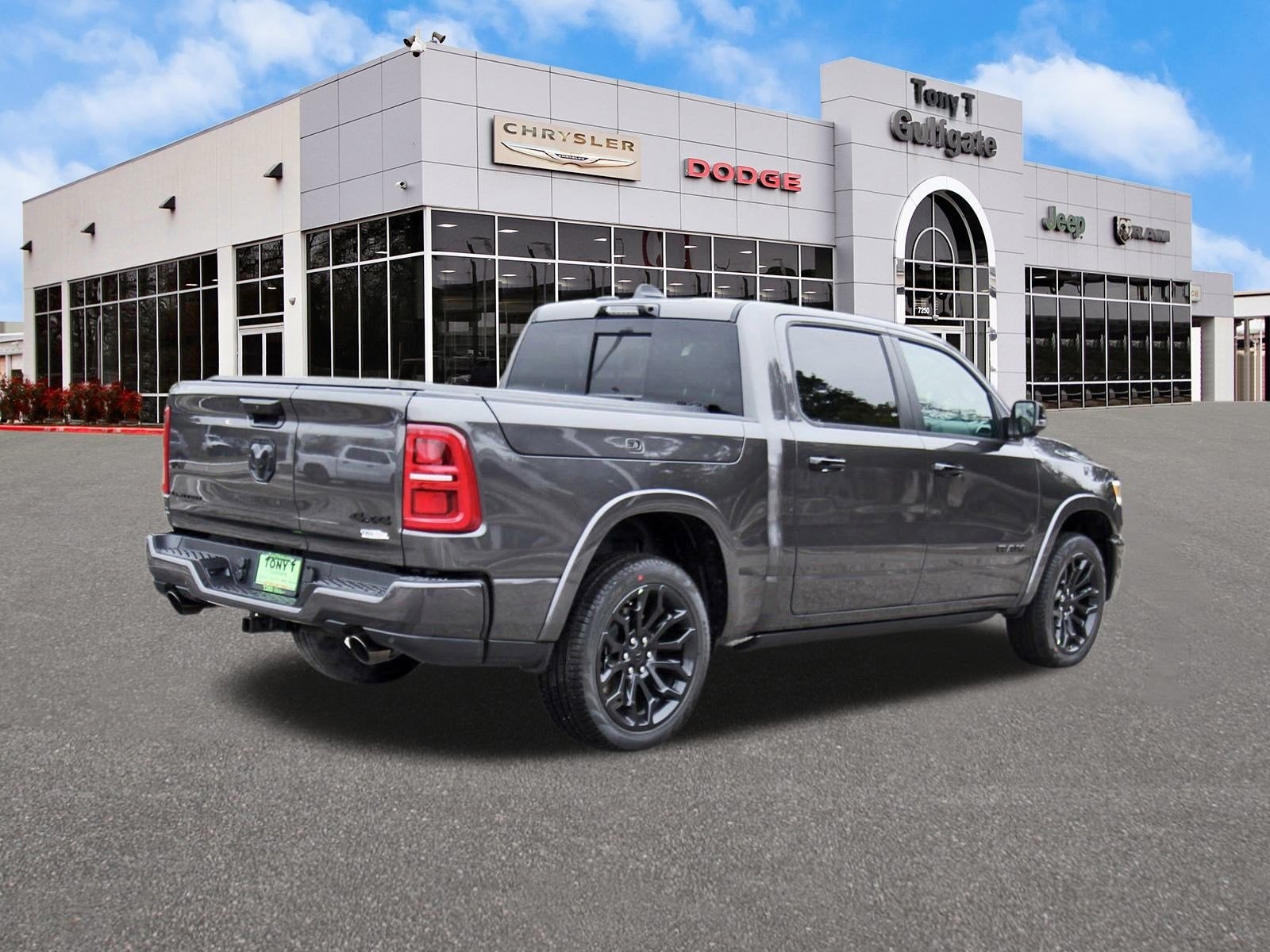 2026 RAM 1500 Limited 4x4 Crew Cab 5'7" Box