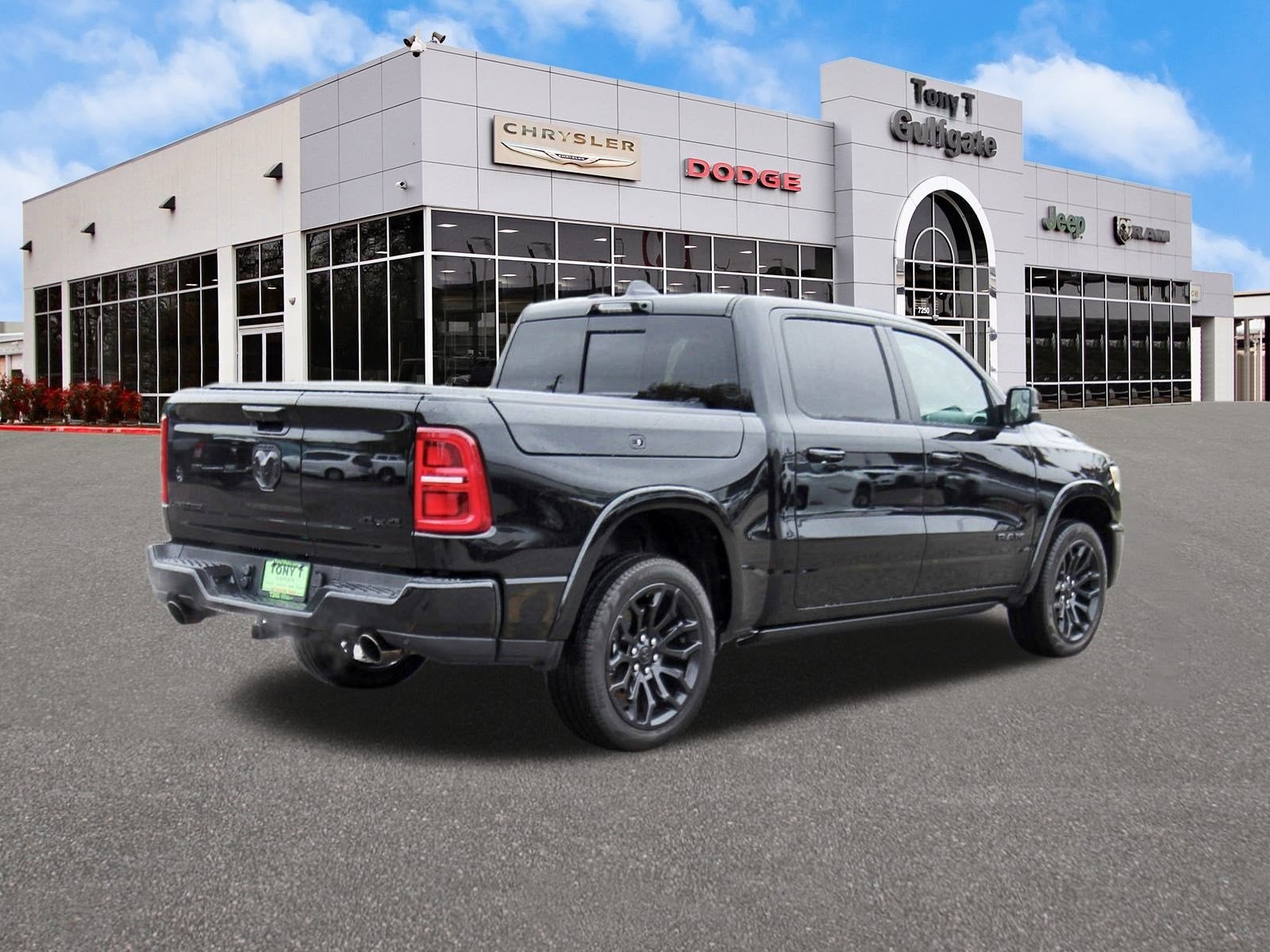 2026 RAM 1500 Limited 4x4 Crew Cab 5'7" Box