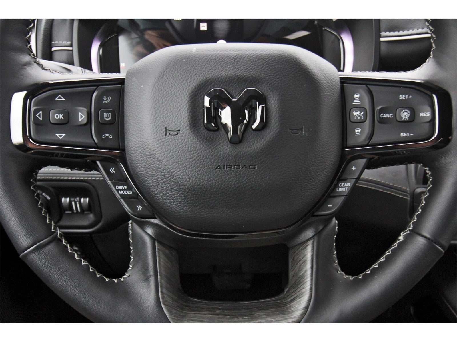 2026 RAM 1500 Limited 4x4 Crew Cab 5'7" Box