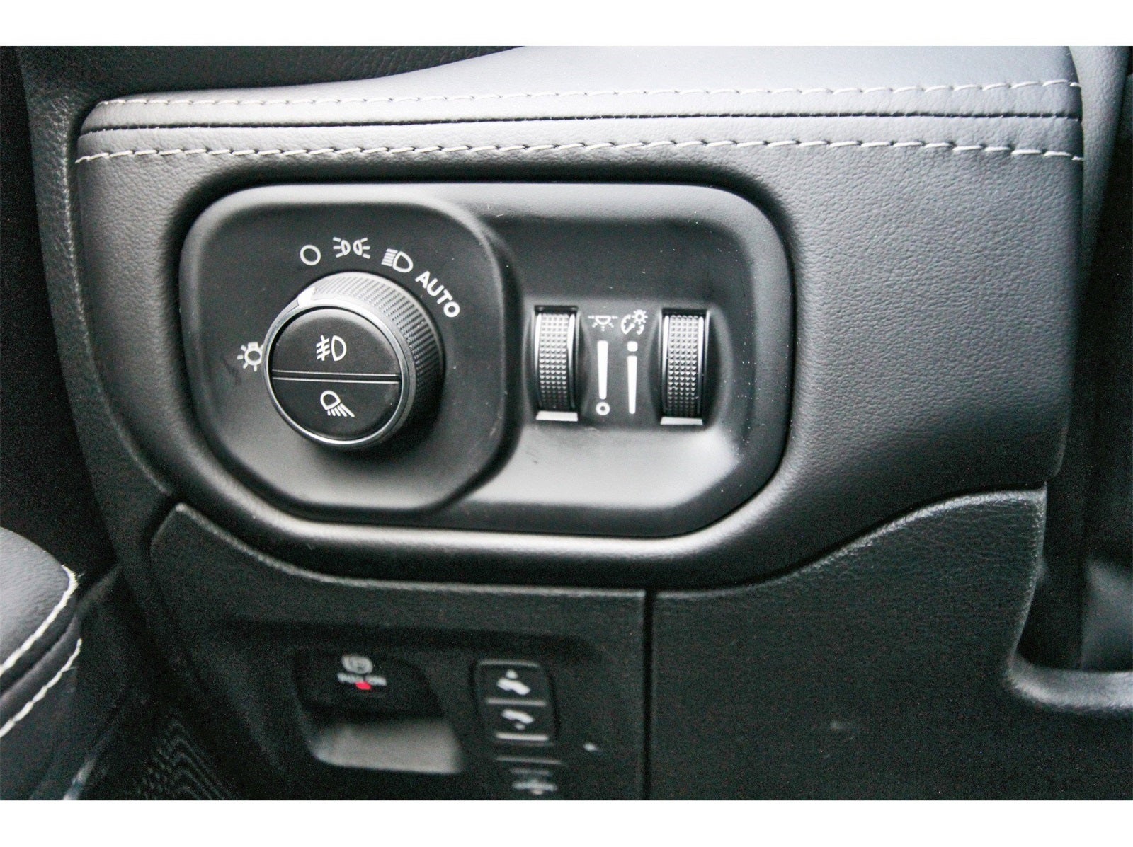 2026 RAM 1500 Limited 4x4 Crew Cab 5'7" Box