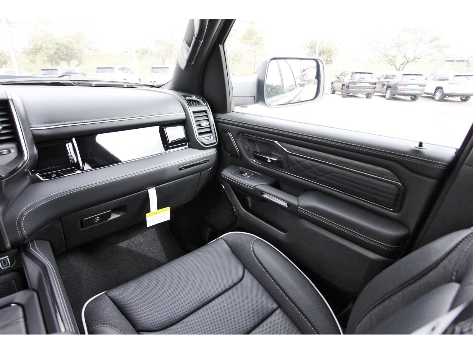 2026 RAM 1500 Limited 4x4 Crew Cab 5'7" Box