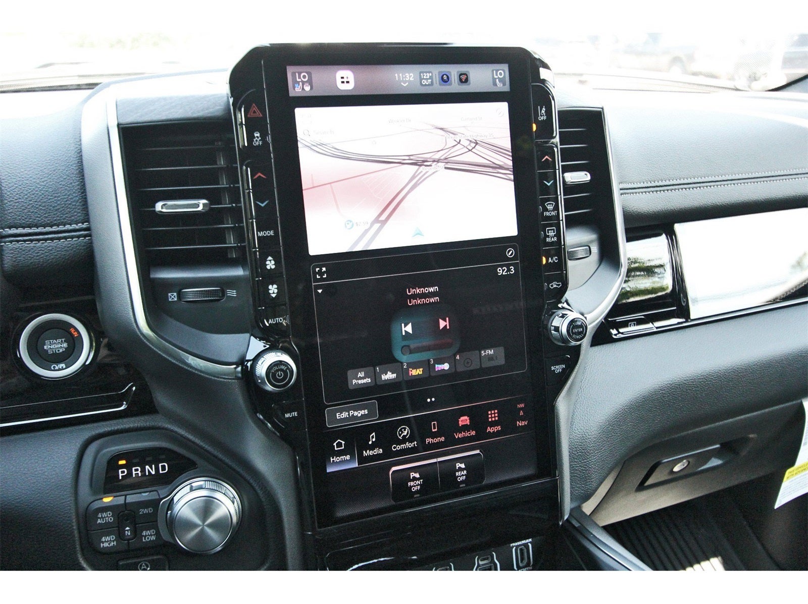 2026 RAM 1500 Laramie 4x4 Crew Cab 5'7" Box