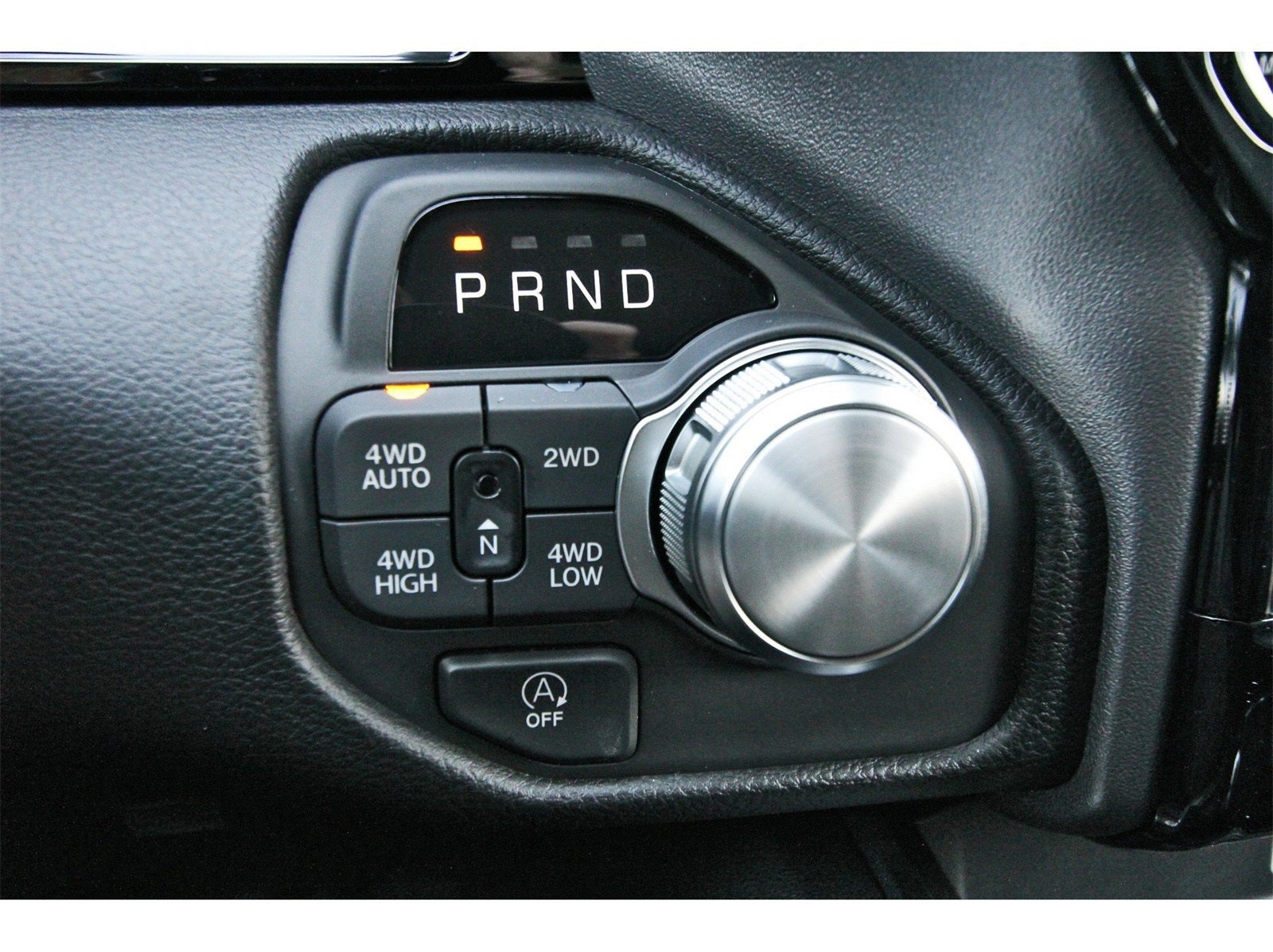 2026 RAM 1500 Laramie 4x4 Crew Cab 5'7" Box