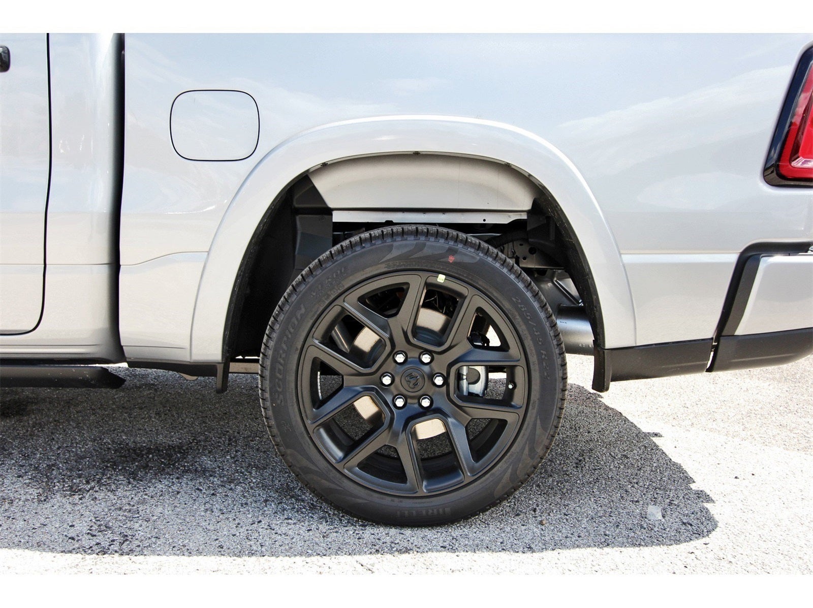 2026 RAM 1500 Laramie 4x4 Crew Cab 5'7" Box