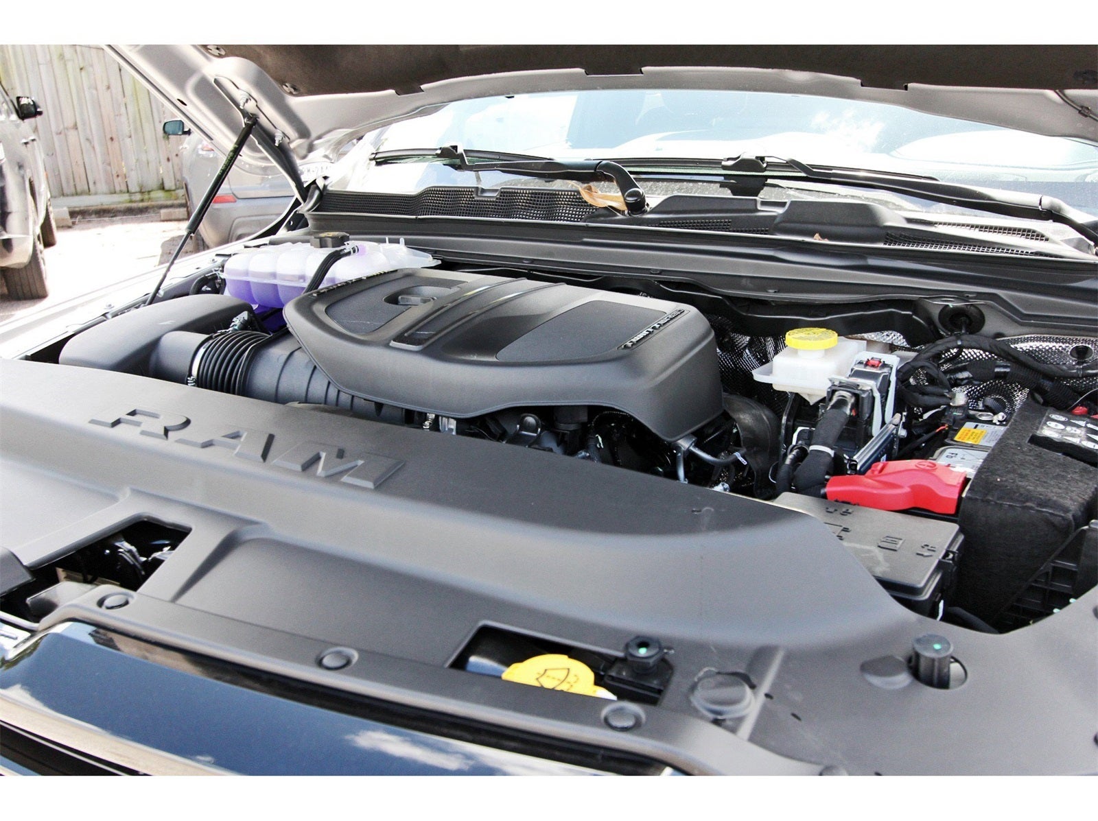 2026 RAM 1500 Laramie 4x4 Crew Cab 5'7" Box