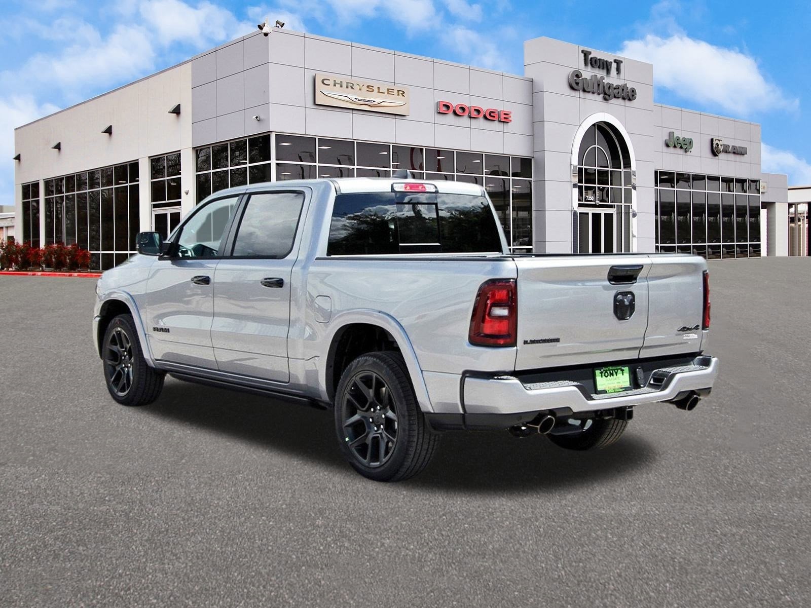 2026 RAM 1500 Laramie 4x4 Crew Cab 5'7" Box