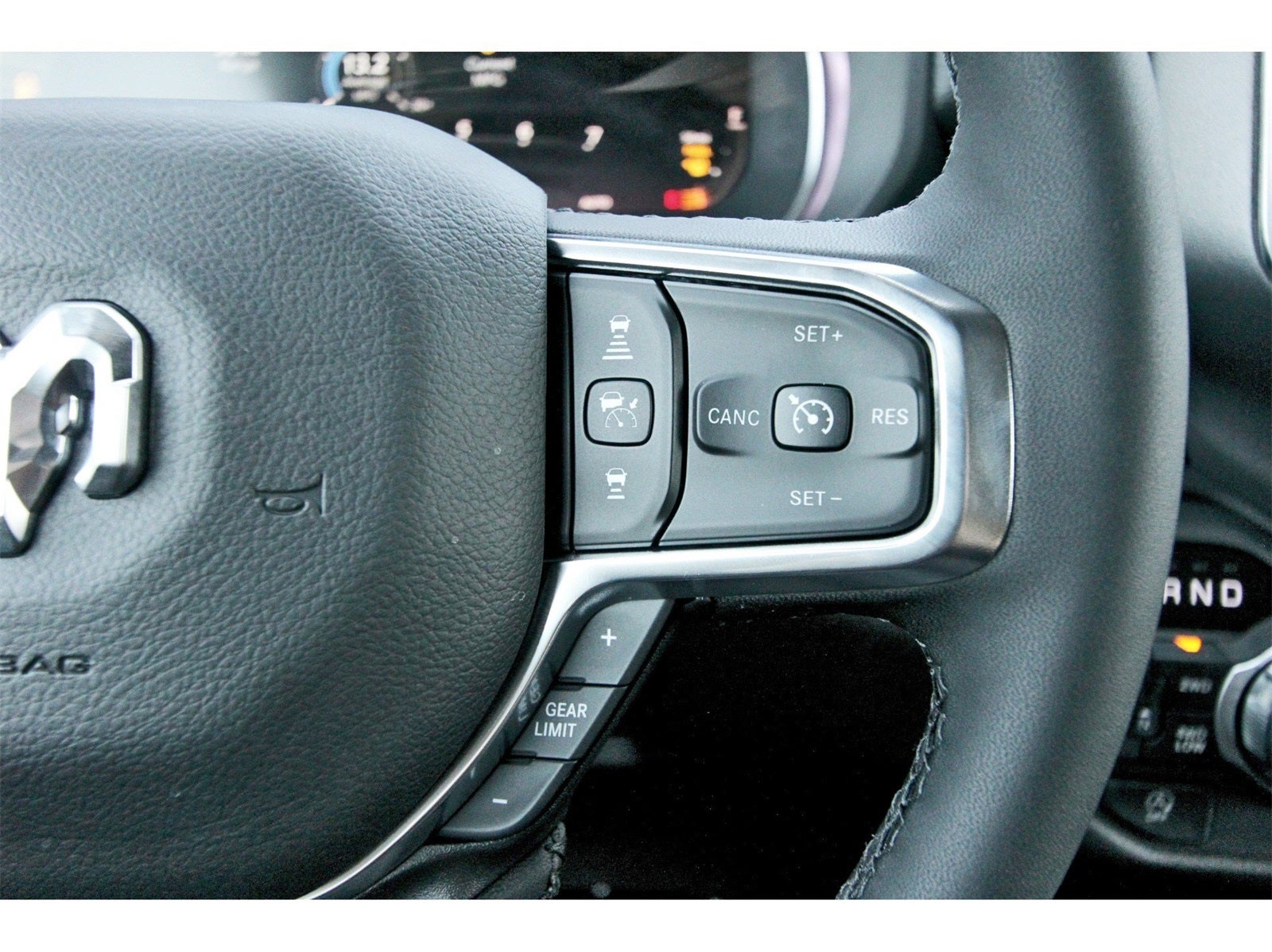 2026 RAM 1500 Laramie 4x4 Crew Cab 5'7" Box