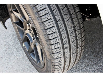 2026 RAM 1500 Laramie 4x4 Crew Cab 5'7" Box