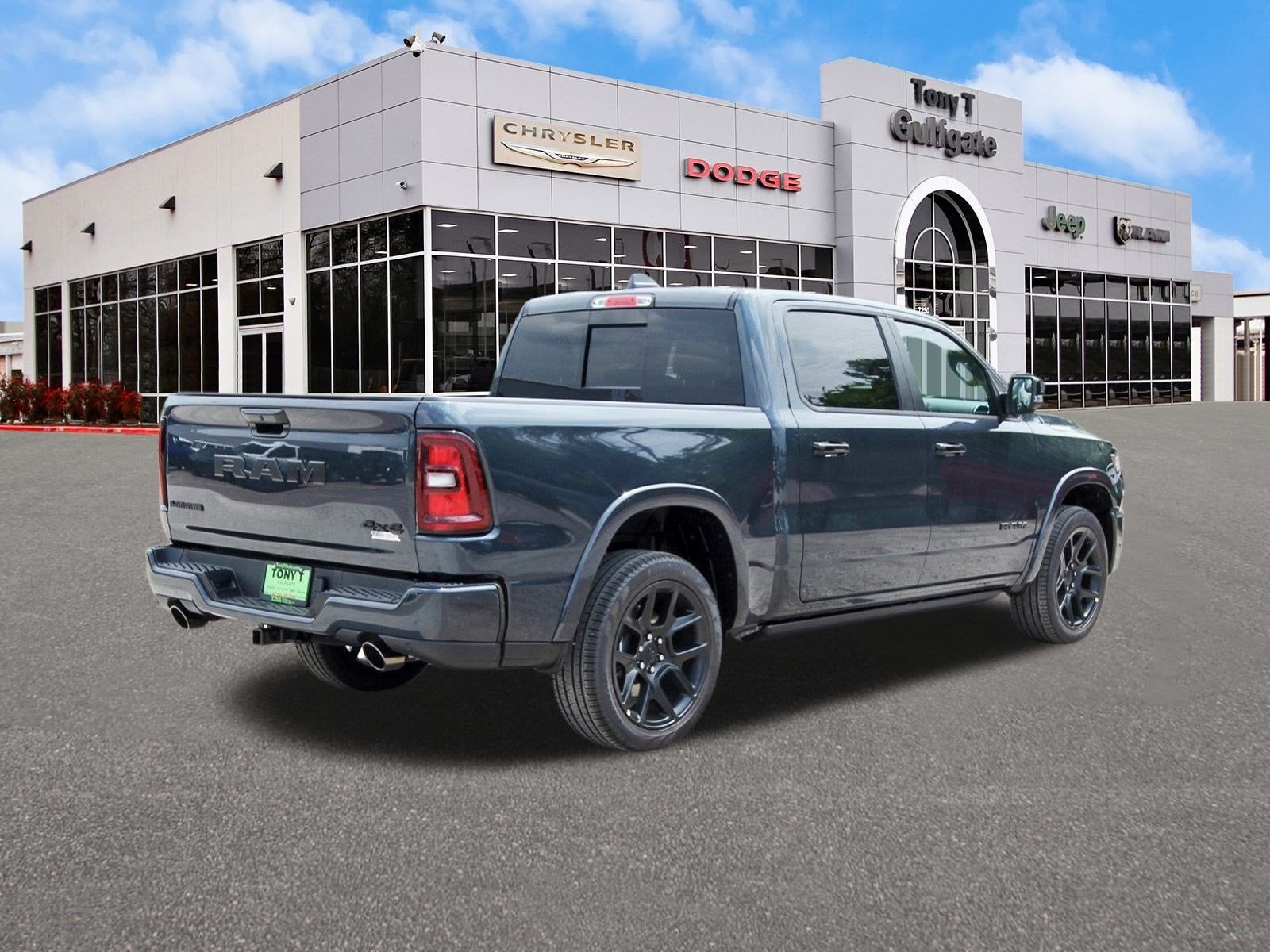 2026 RAM 1500 Laramie 4x4 Crew Cab 5'7" Box