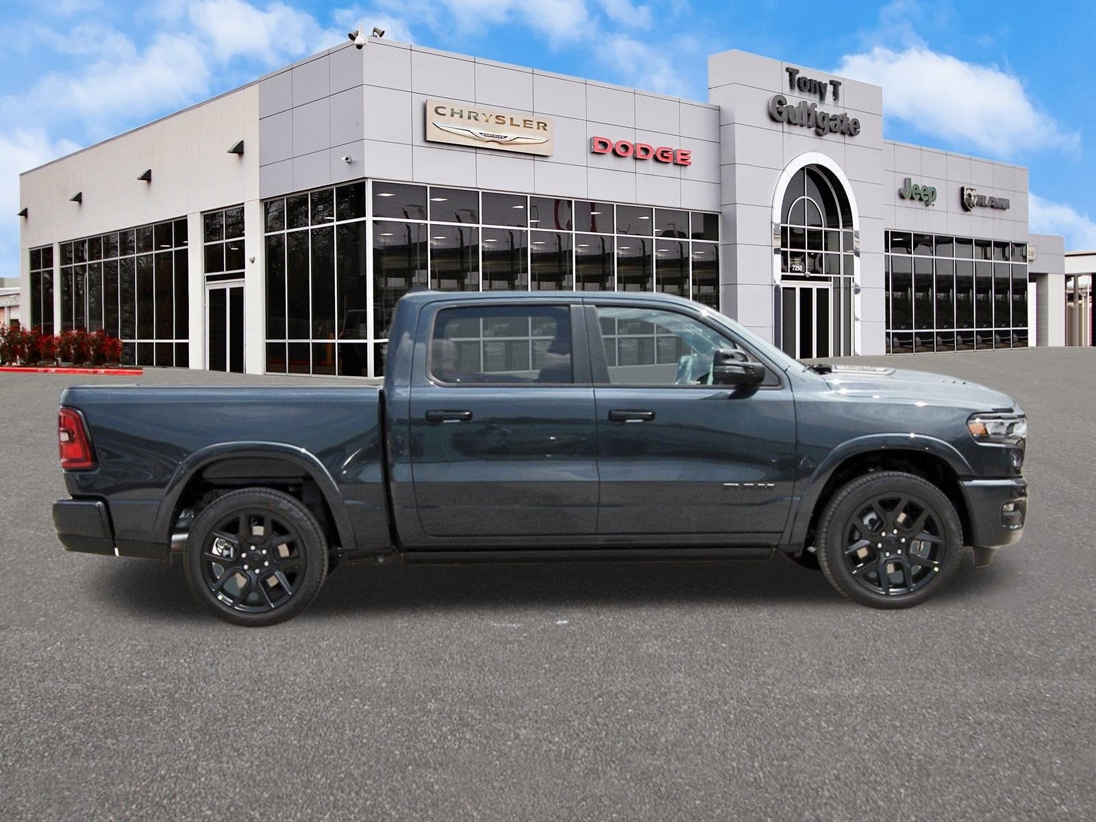 2026 RAM 1500 Laramie 4x4 Crew Cab 5'7" Box