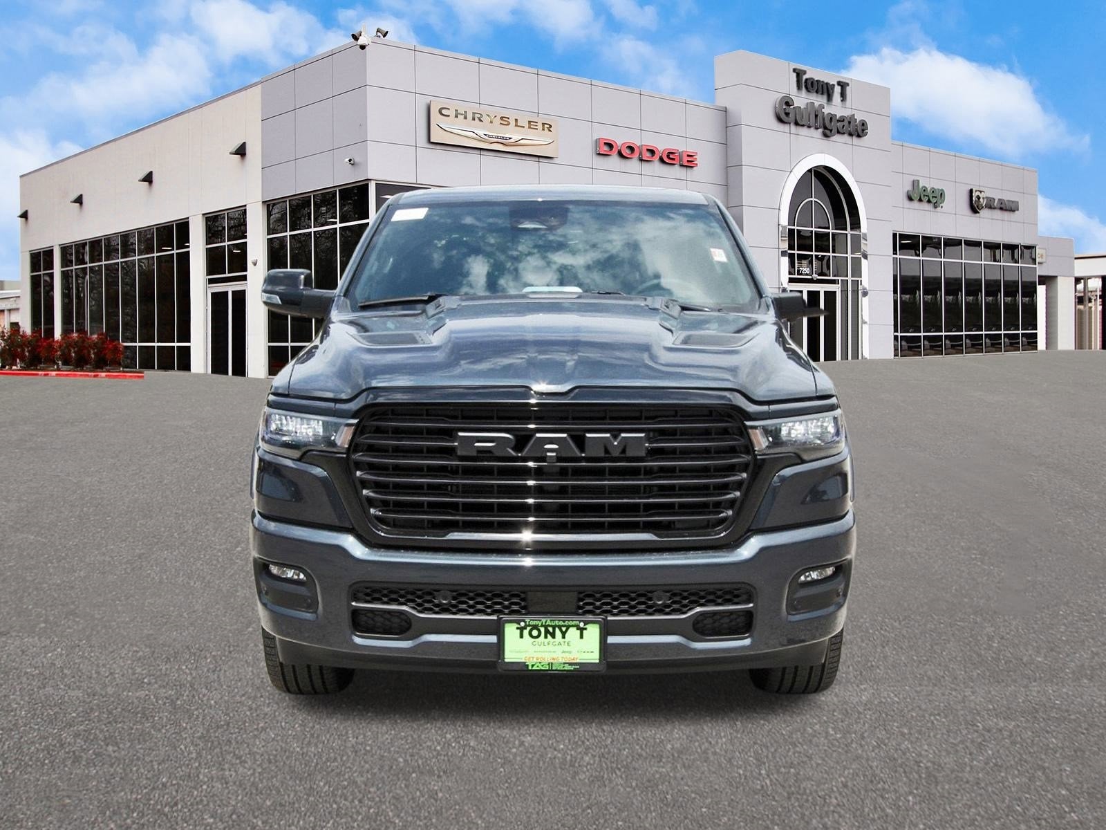 2026 RAM 1500 Laramie 4x4 Crew Cab 5'7" Box