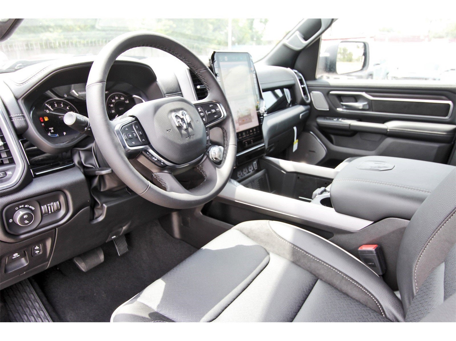 2026 RAM 1500 Laramie 4x4 Crew Cab 5'7" Box