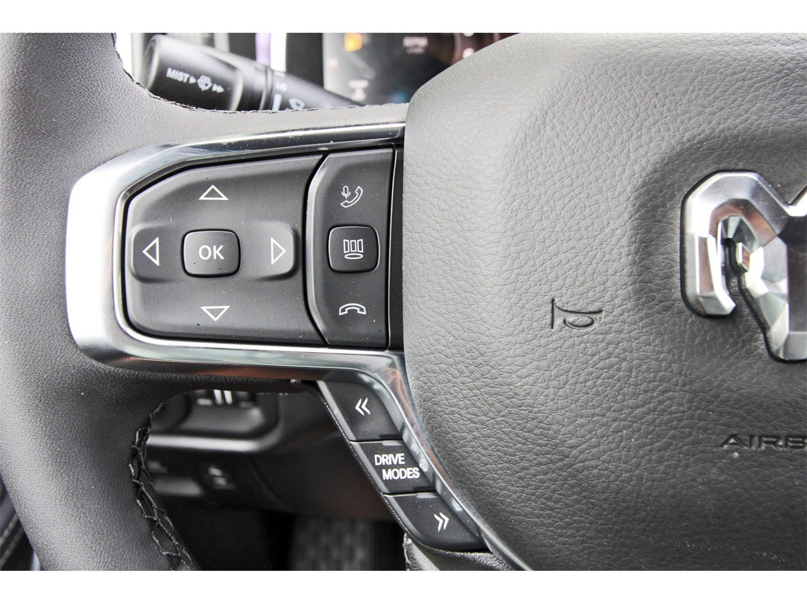 2026 RAM 1500 Laramie 4x4 Crew Cab 5'7" Box