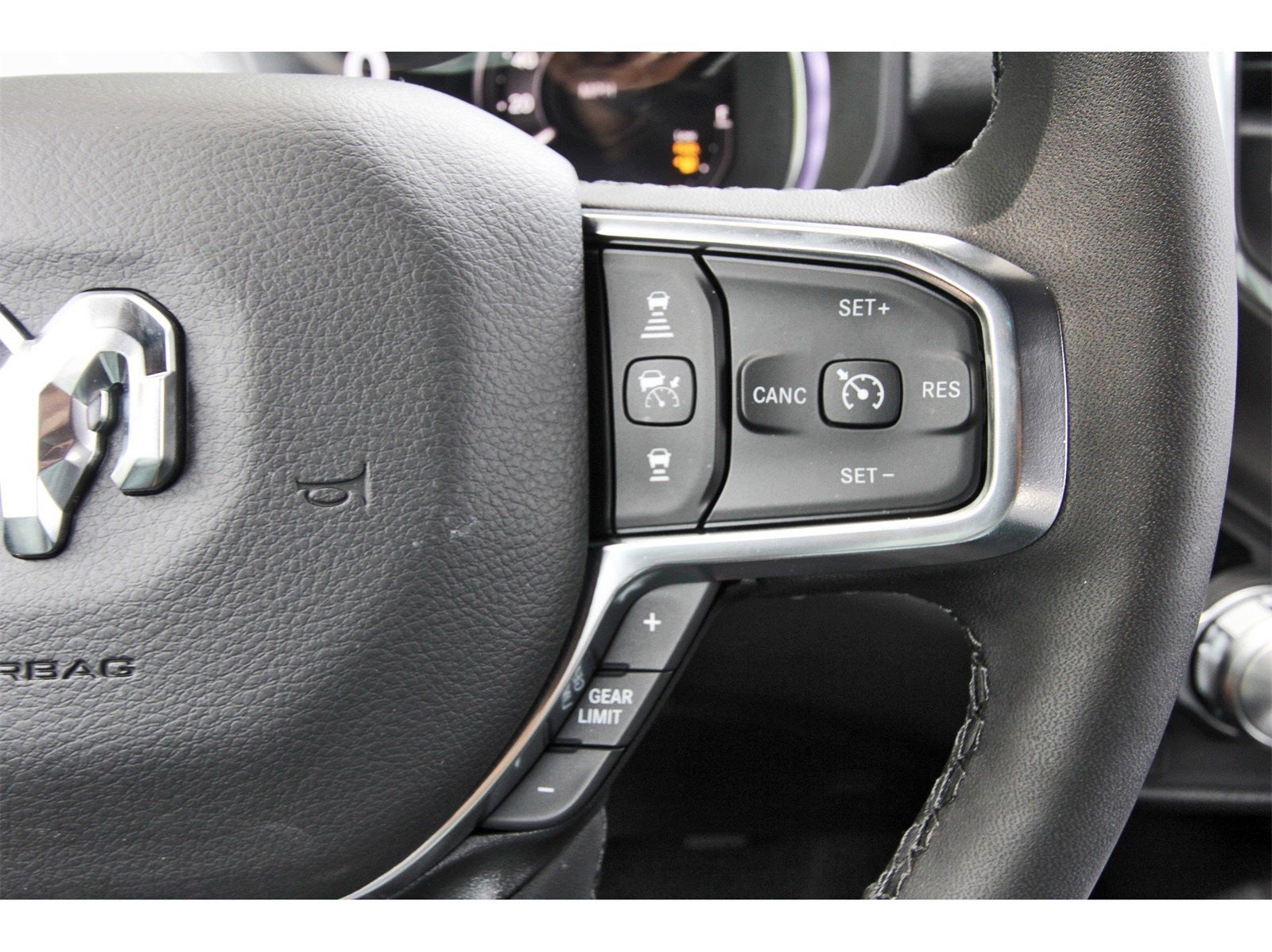 2026 RAM 1500 Laramie 4x4 Crew Cab 5'7" Box