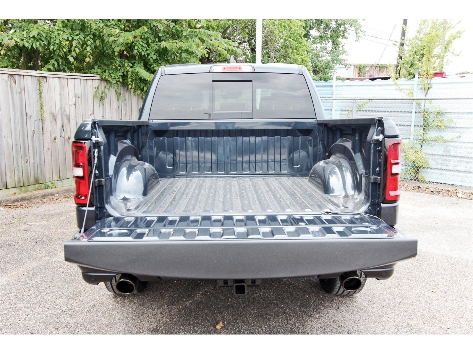 2026 RAM 1500 Laramie 4x4 Crew Cab 5'7" Box