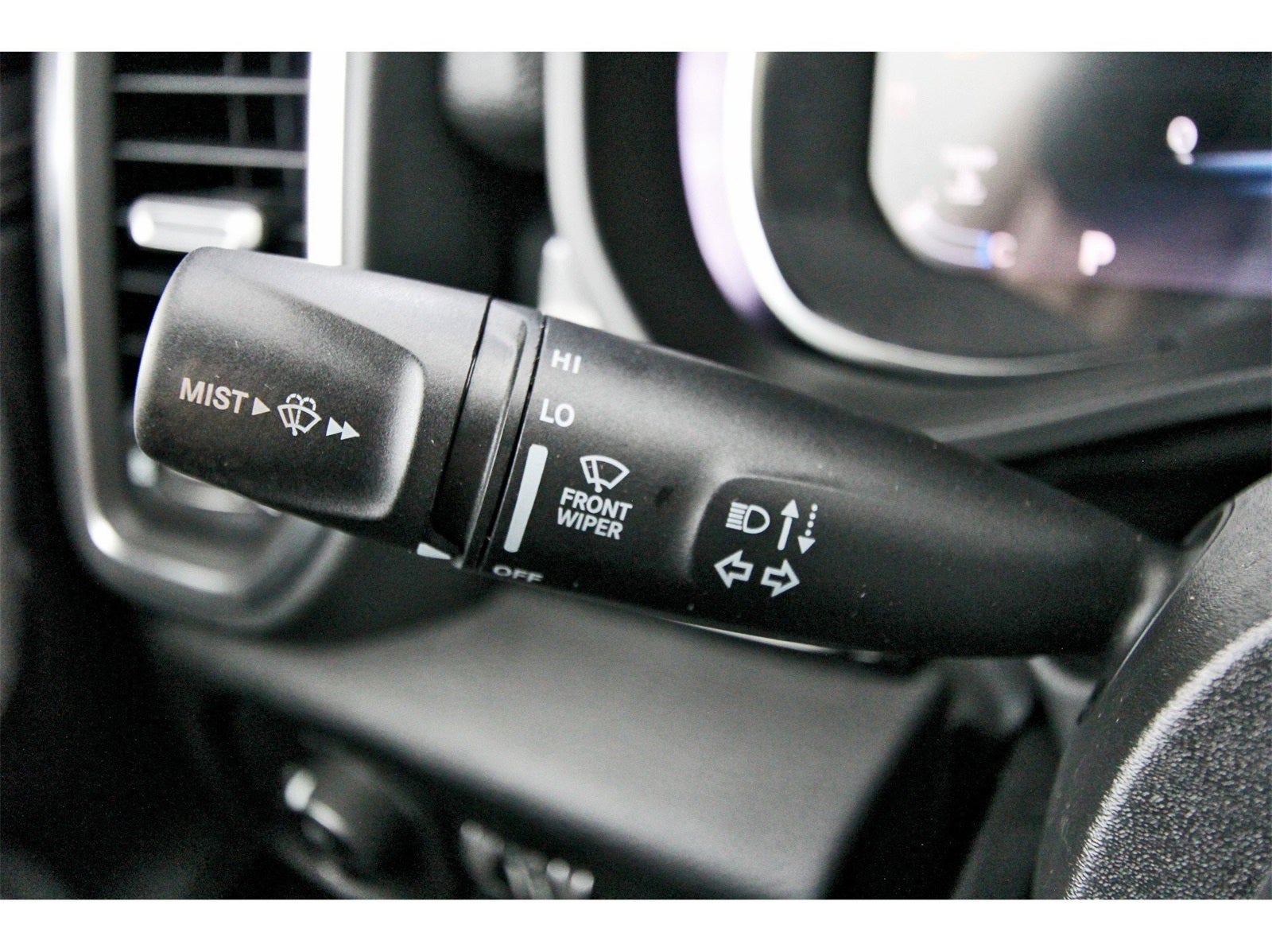 2026 RAM 1500 Laramie 4x4 Crew Cab 5'7" Box