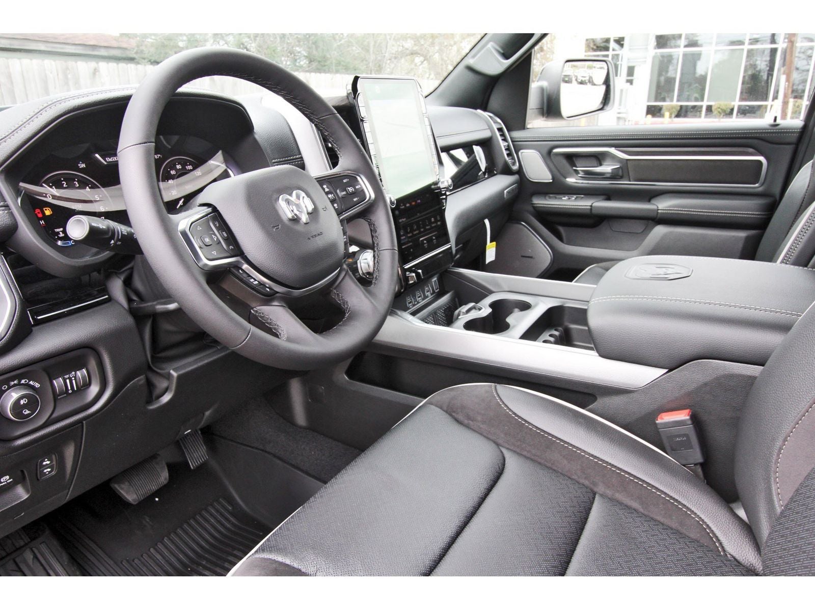 2026 RAM 1500 Laramie 4x4 Crew Cab 5'7" Box