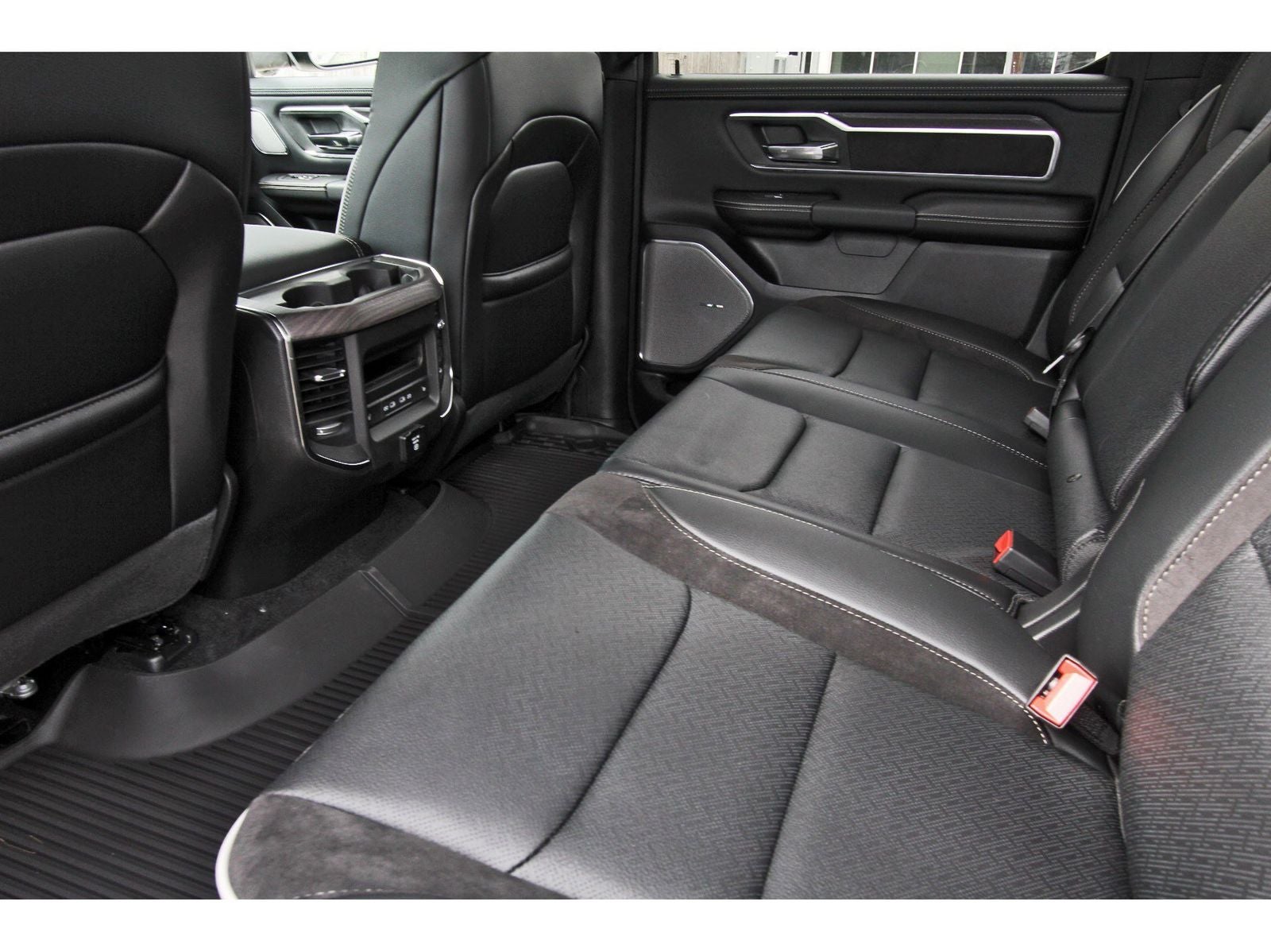 2026 RAM 1500 Laramie 4x4 Crew Cab 5'7" Box