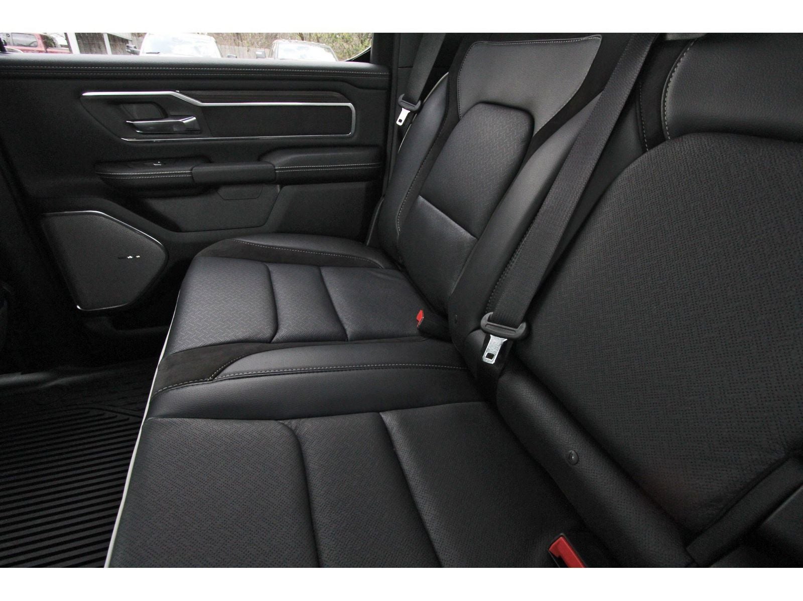 2026 RAM 1500 Laramie 4x4 Crew Cab 5'7" Box